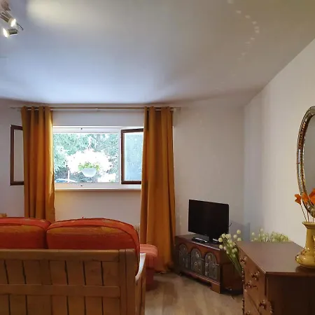 Cozy Studio Crans-montana Apartment *